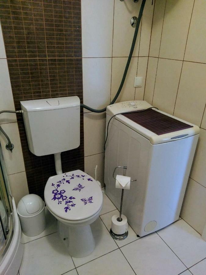 Lovely Apartment With Garden And Terrace 里耶卡 外观 照片